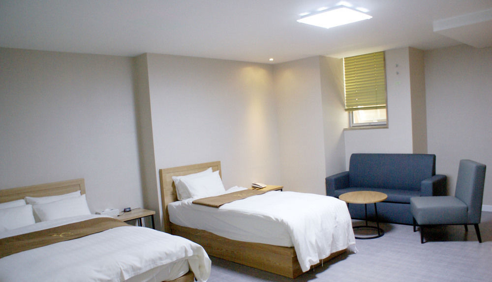 Y Ocean Hotel Yeosu Exteriör bild