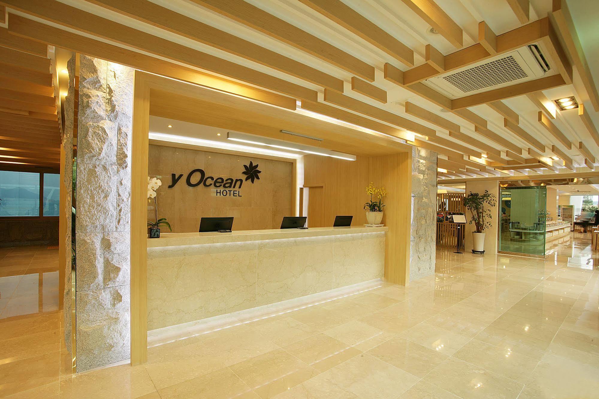Y Ocean Hotel Yeosu Exteriör bild