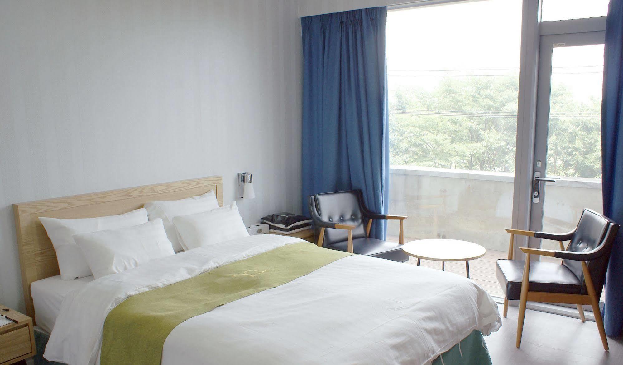 Y Ocean Hotel Yeosu Exteriör bild
